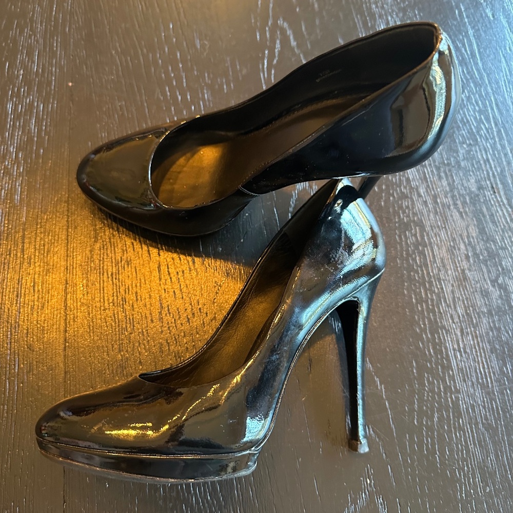 Brian Atwood pumps